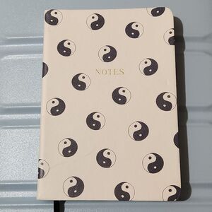 🇬🇪🔺️NWOT Eccolo White w/Black Yin & Yang Lined Notebook/Journal